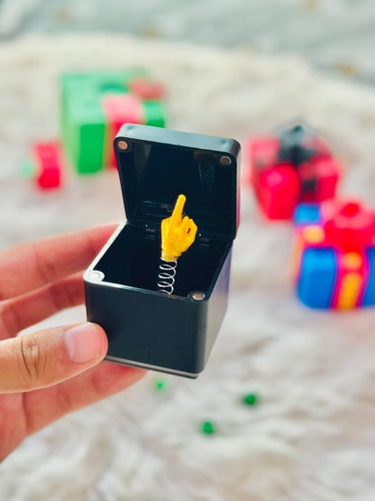 🎁 The Prank Box